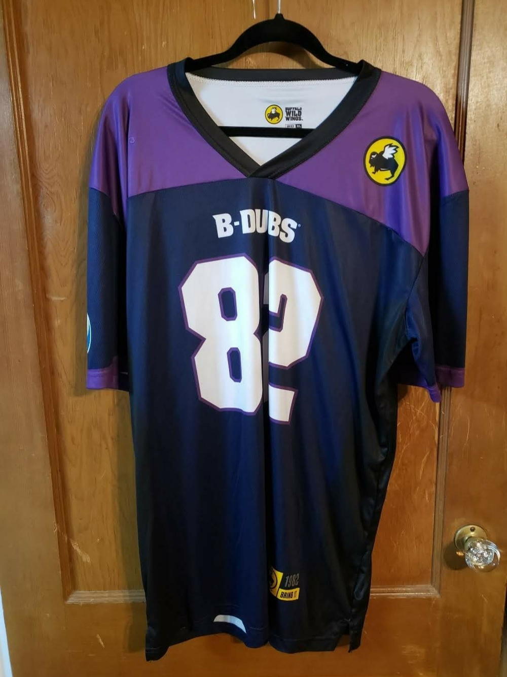 Buffalo Wild Wings B-Dubs Purple Employee Uniform Jersey #82